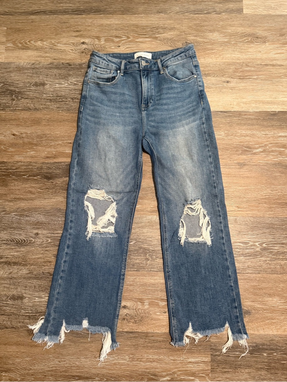 Risen Jeans